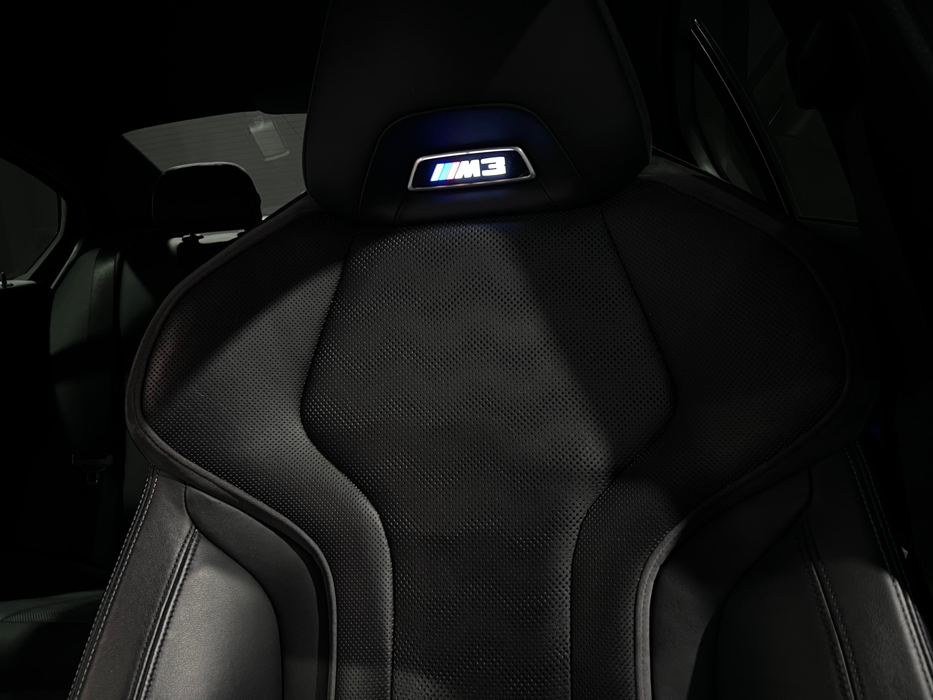 BMW M3 Competition-image-26
