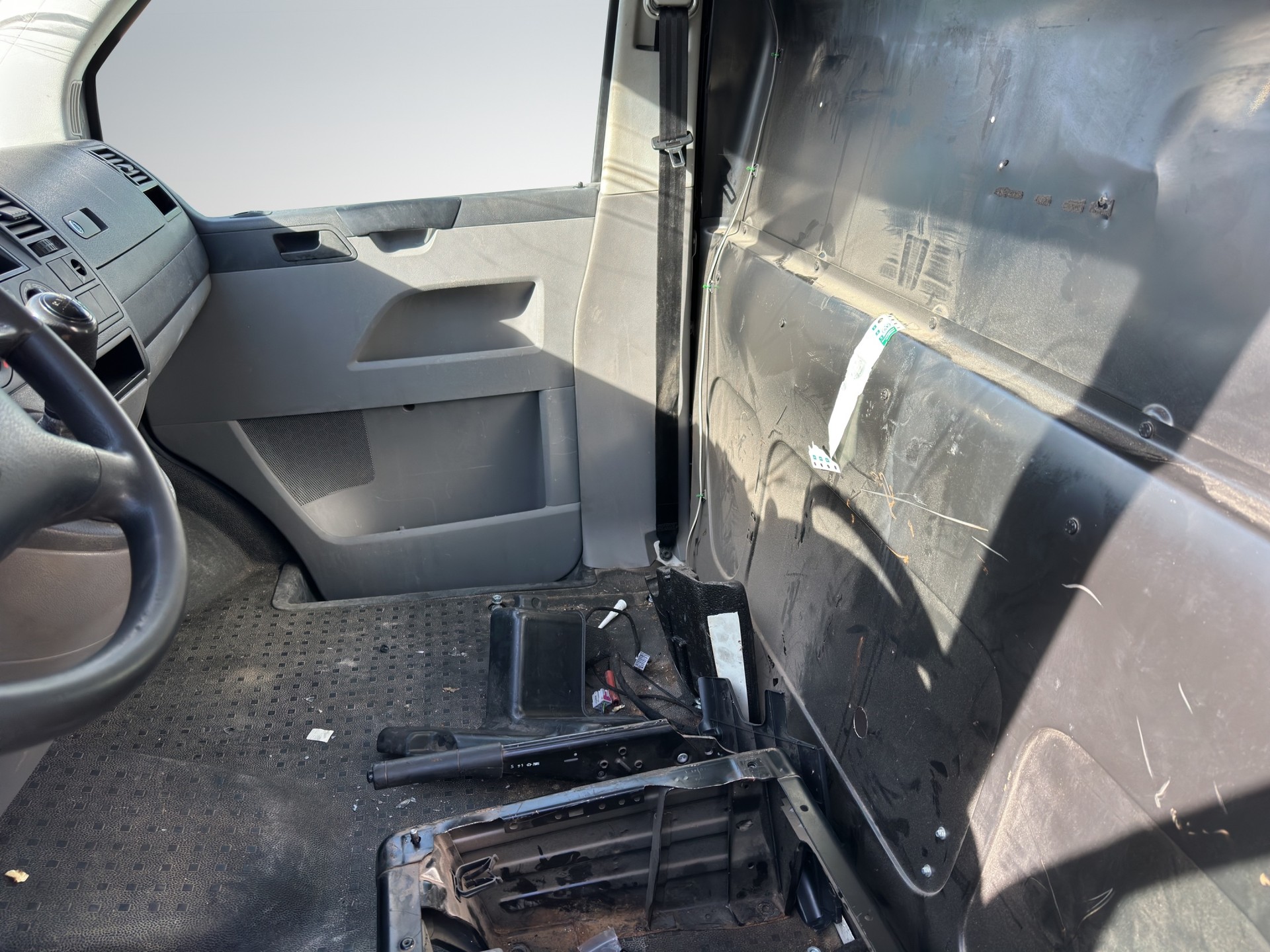VW T5 2.5 TDI PD 4MOTION-image-3
