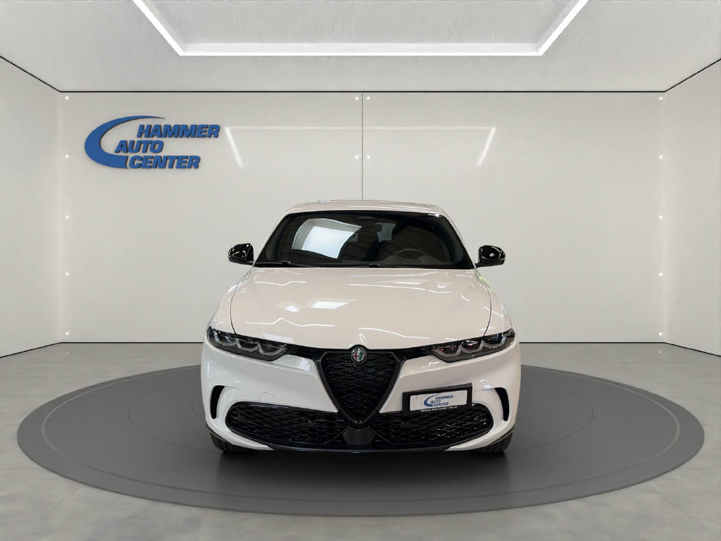 ALFA ROMEO Tonale 1.3 Plug-in Hybrid Veloce Q4-image-1