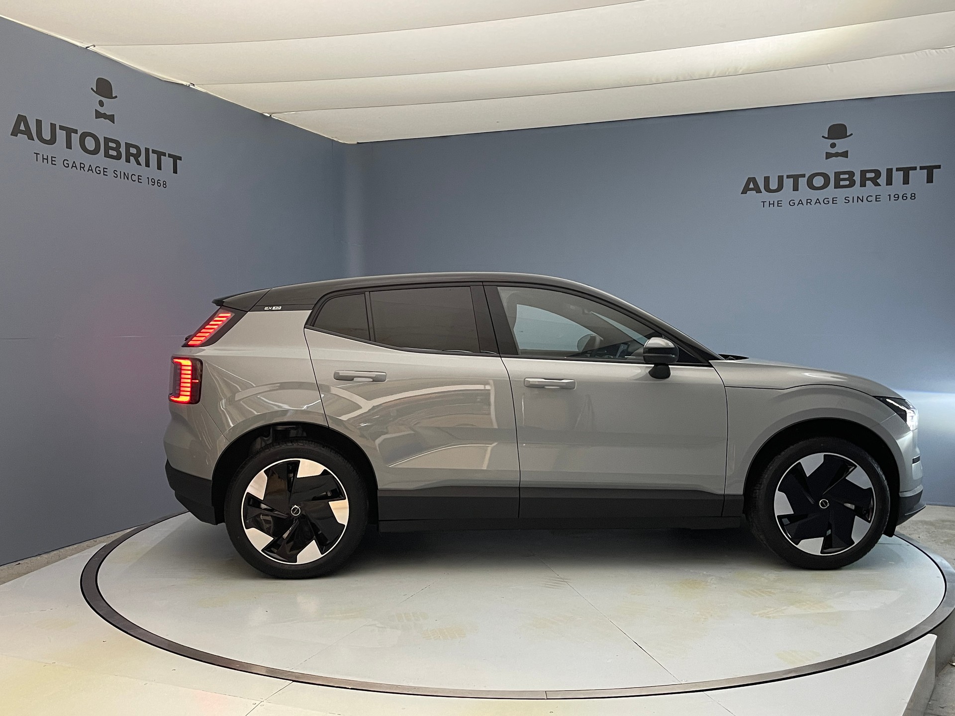 VOLVO EX30 E60 Plus-image-4
