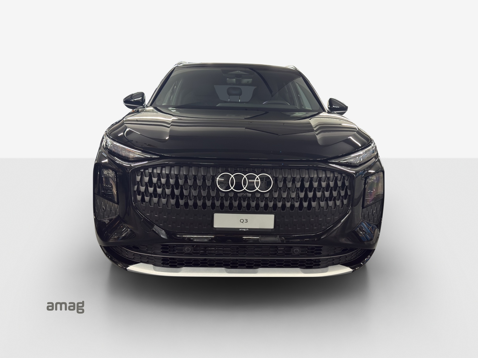 AUDI Q3 SUV 110 kW TFSI S tronic-image-6