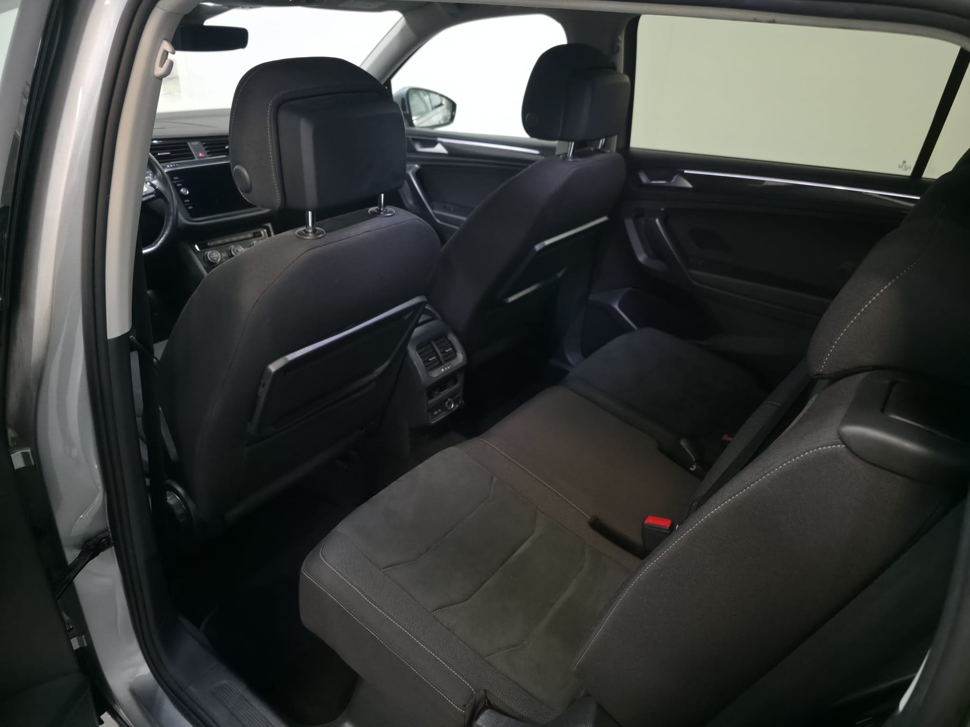 VW Tiguan Allspace 2.0 TDI SCR Highline 4MotionDSG-image-15