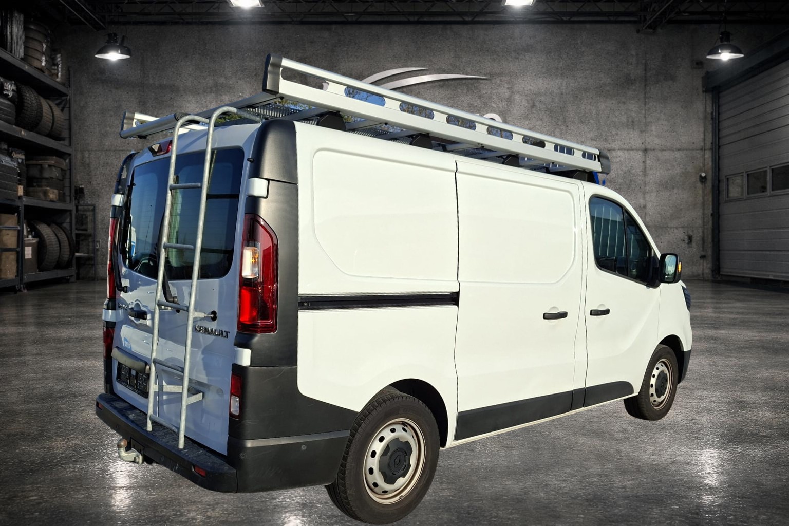 RENAULT Trafic 2.0 Blue dCi 150 Advance L2H1 EDC EN-image-2