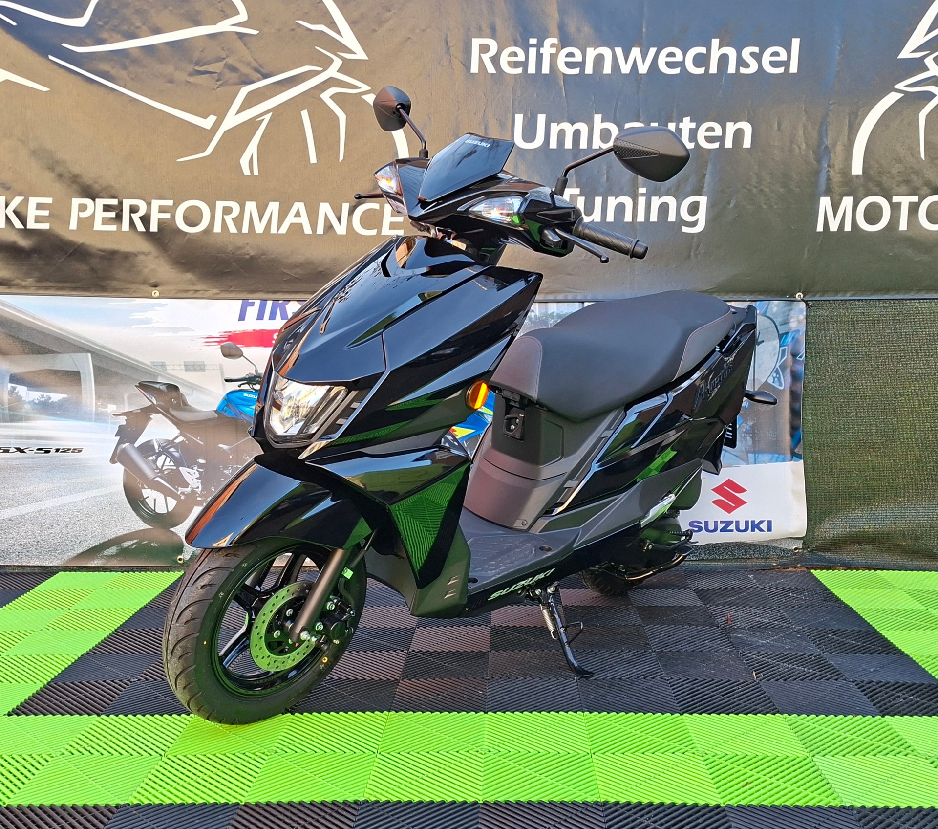 SUZUKI AVENIS 125