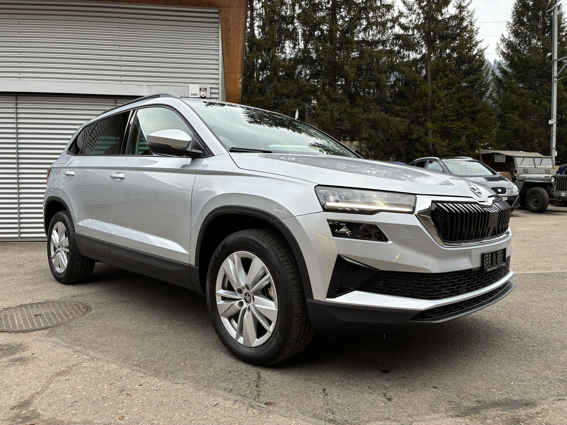 SKODA Karoq 2.0 TDI CR Selection 4x4 DSG-image-4