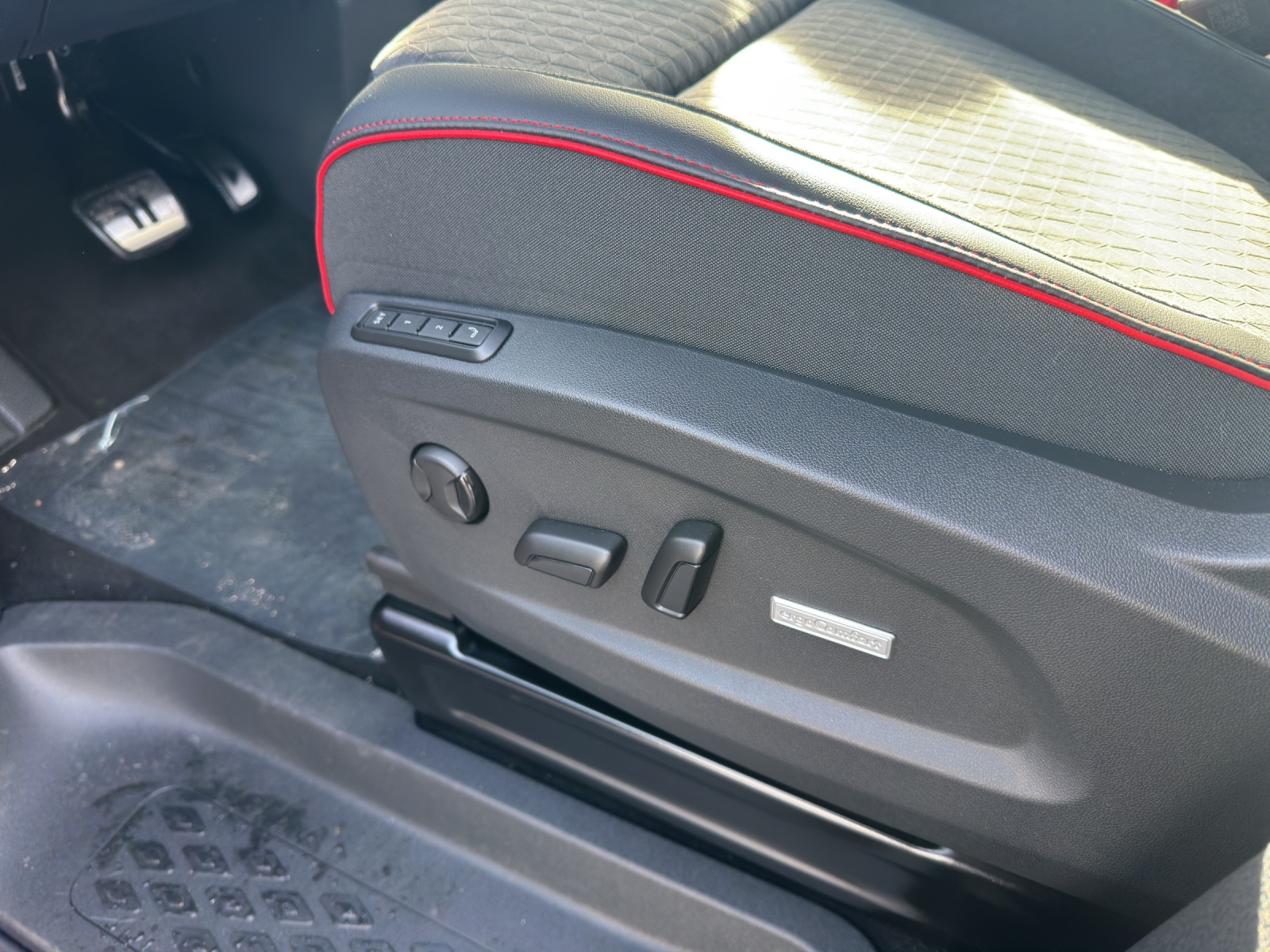 VW ID.Buzz NWB GTX 4 Motion-image-16