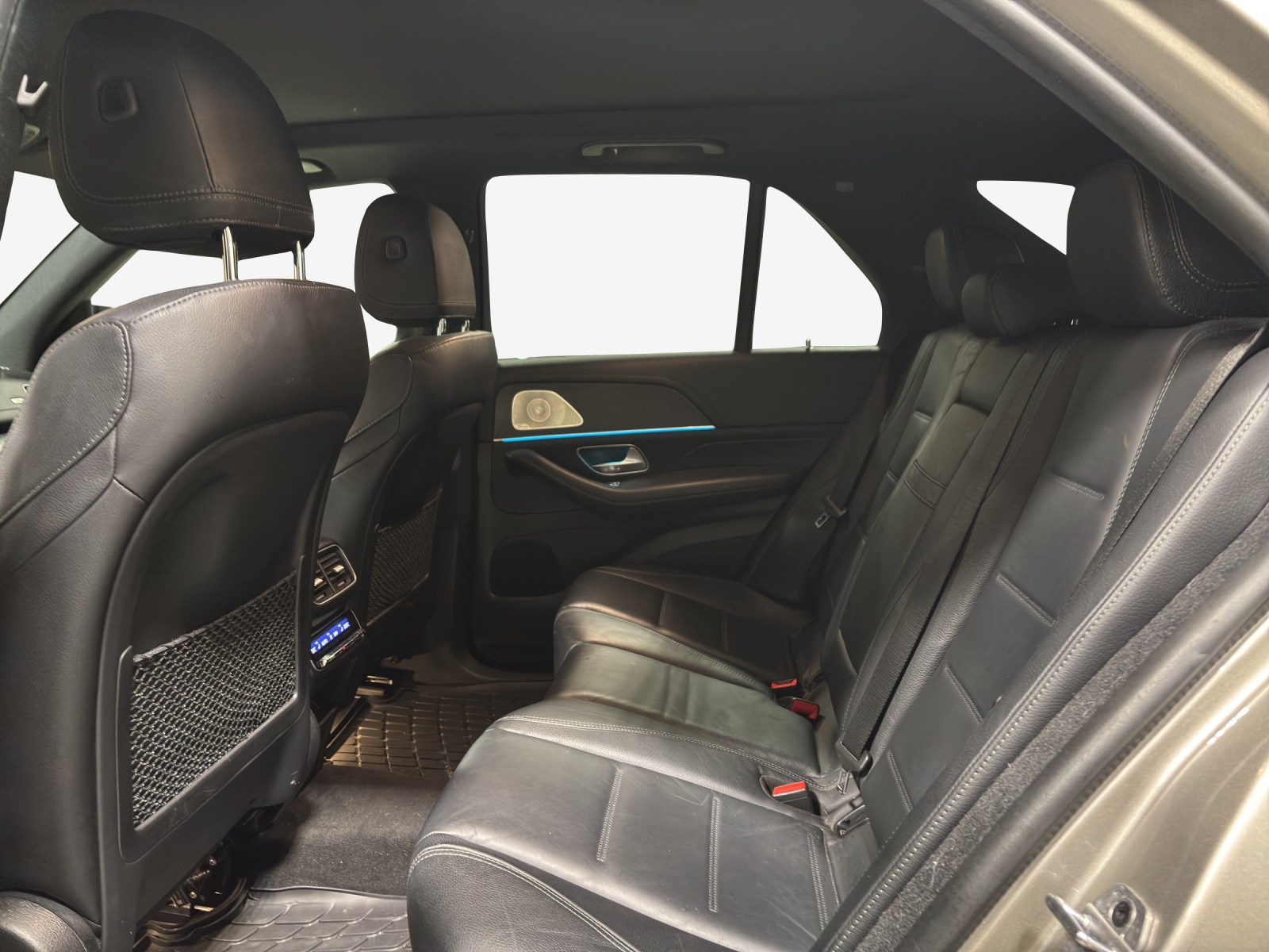 MERCEDES-BENZ GLE 300 d 4Matic AMG Line 9G-Tronic-image-11