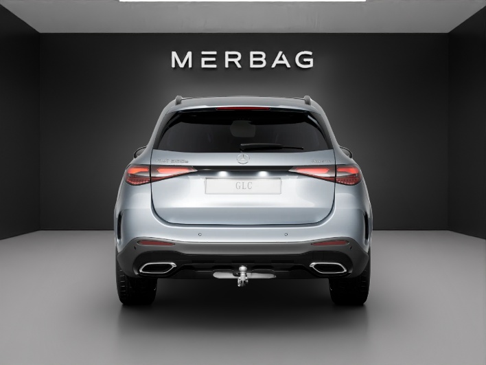 MERCEDES-BENZ GLC 300 e 4Matic 9G-Tronic-image-2