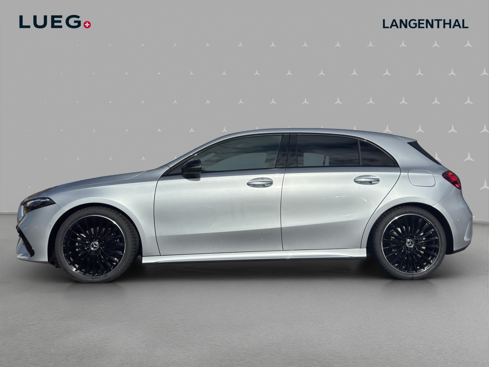 MERCEDES-BENZ A 200 Night Star 7G-DCT-image-1