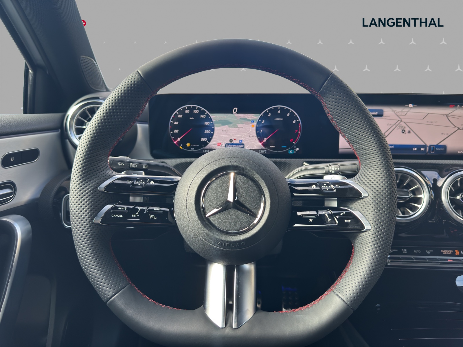 MERCEDES-BENZ A 200 Night Star 7G-DCT-image-11