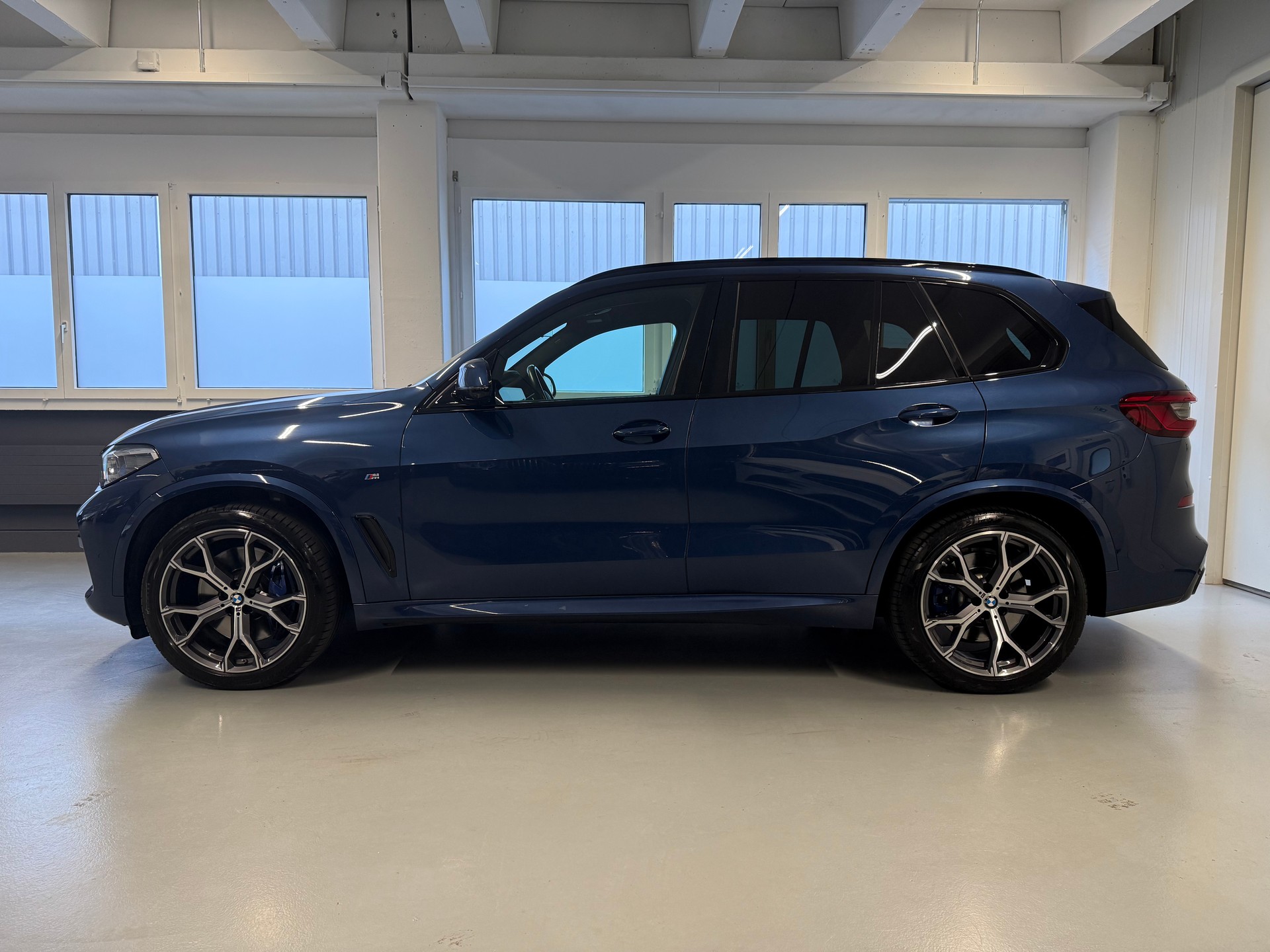 BMW X5 xDrive 40i M Sportpaket Steptronic-image-2