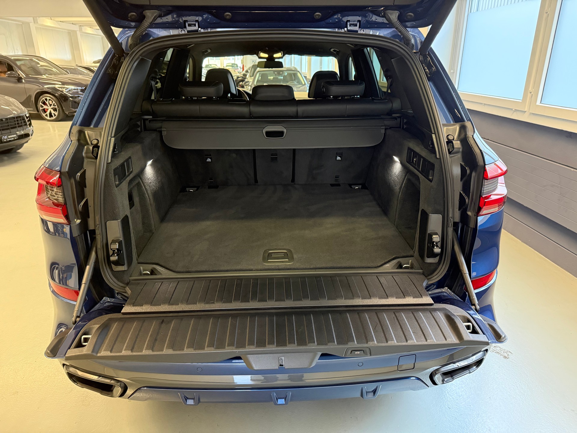 BMW X5 xDrive 40i M Sportpaket Steptronic-image-5