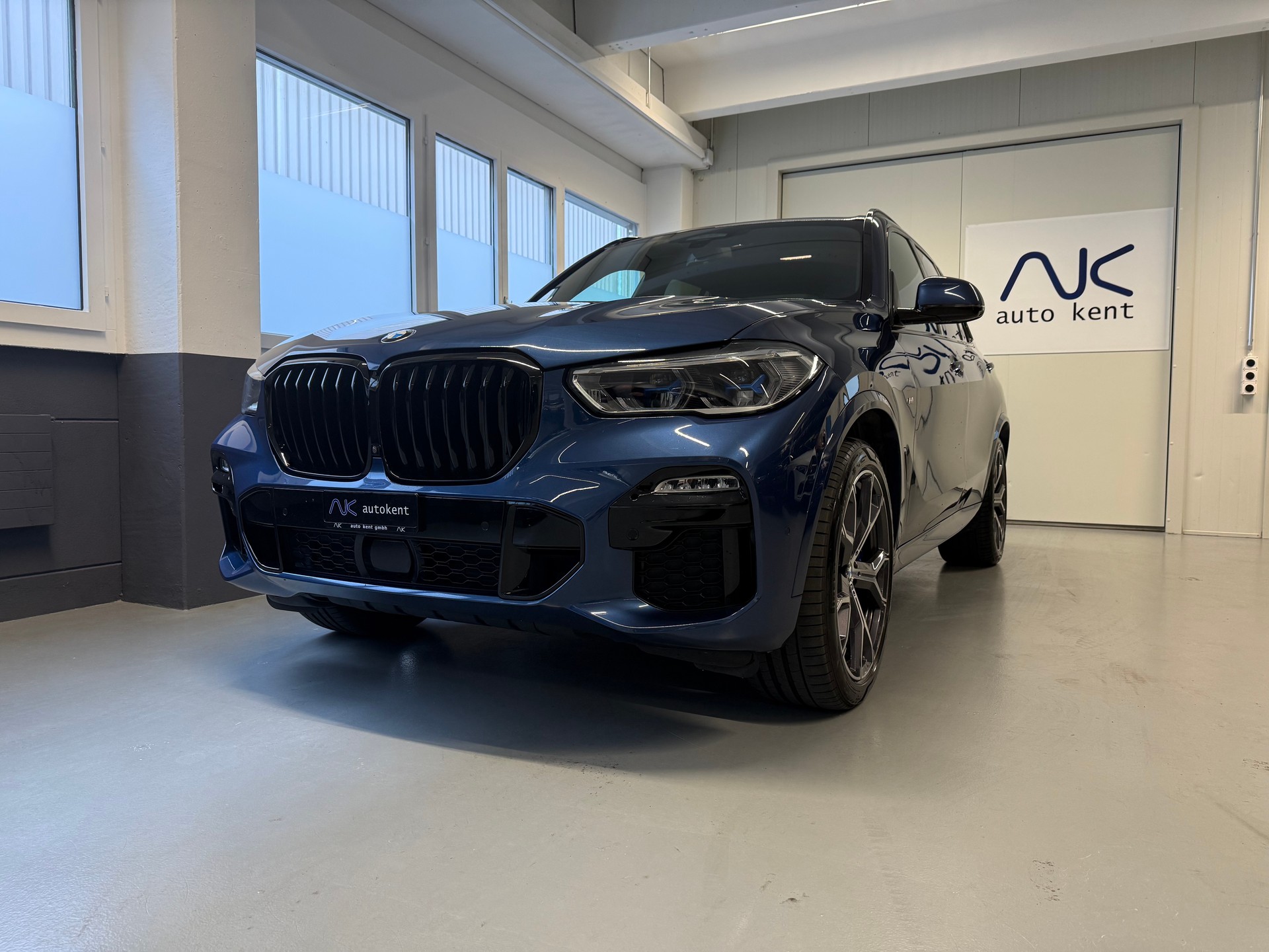 BMW X5 xDrive 40i M Sportpaket Steptronic-image-0