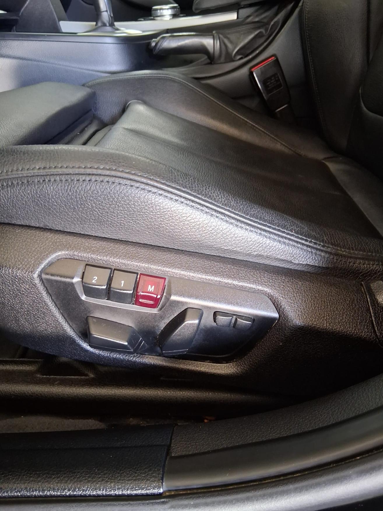 BMW 330d xDrive SAG Touring-image-10