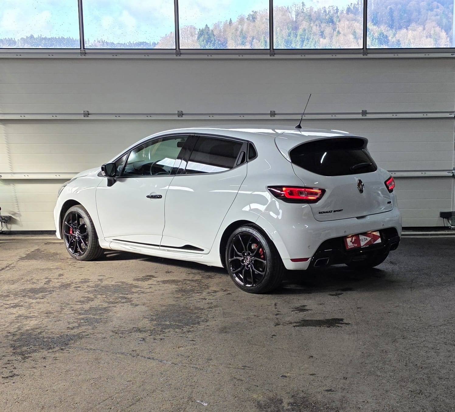 RENAULT Clio 1.6 T RS 200 EDC *CH FAHRZEUG* FRISCH AB MFK*-image-2