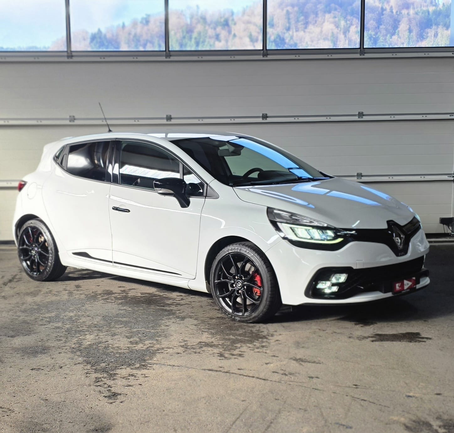 RENAULT Clio 1.6 T RS 200 EDC *CH FAHRZEUG* FRISCH AB MFK*-image-6
