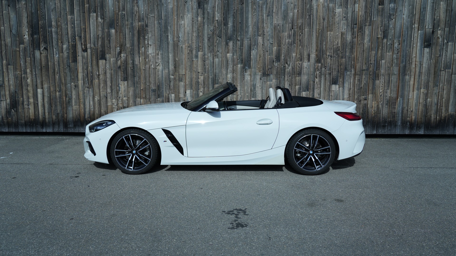BMW Z4 sDrive 20i M Sport Steptronic-image-3