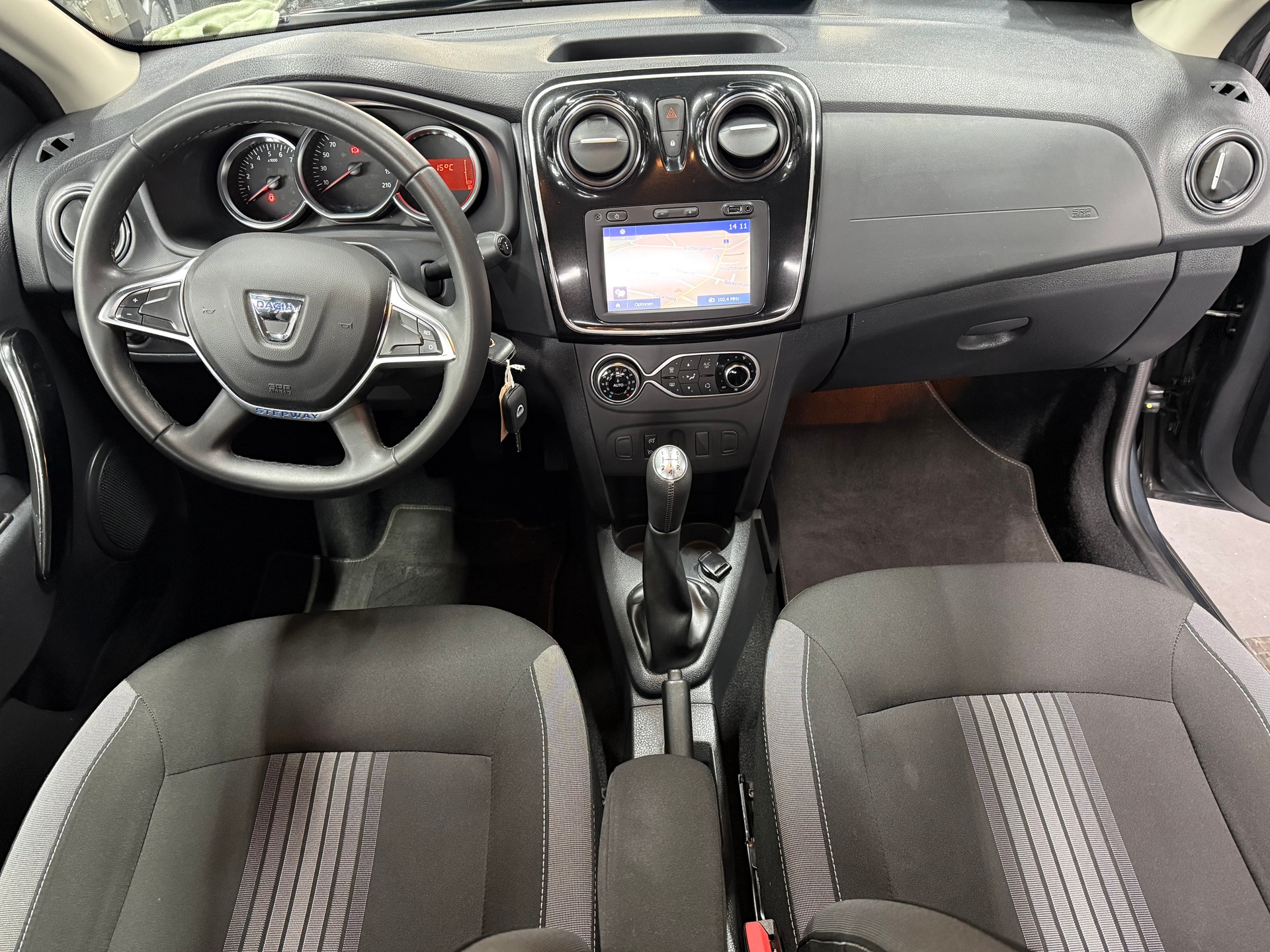 DACIA Sandero Tce 90 Stepway-image-8