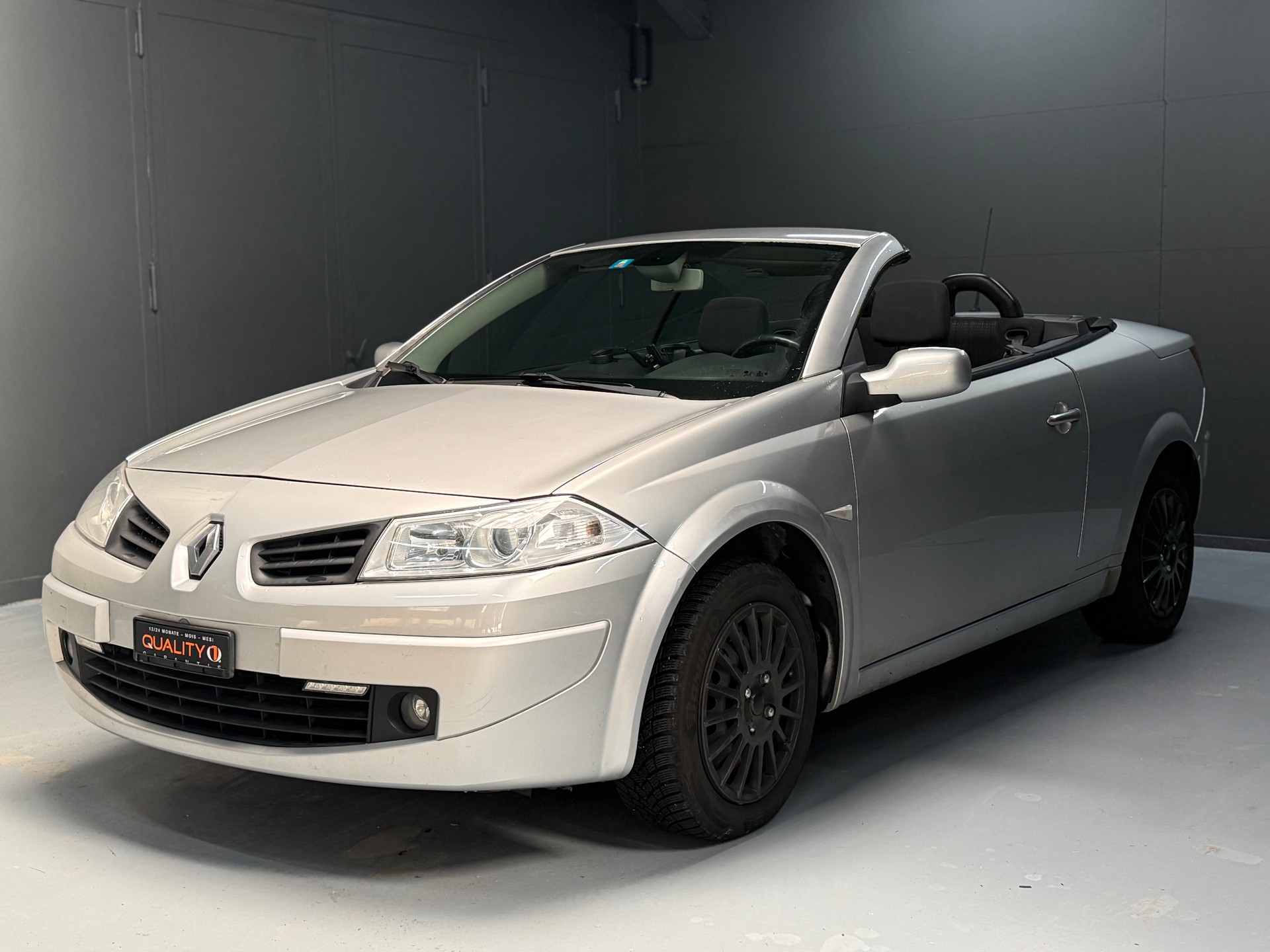 RENAULT Mégane C-C 2.0 16V Dynamique Confort-image-0