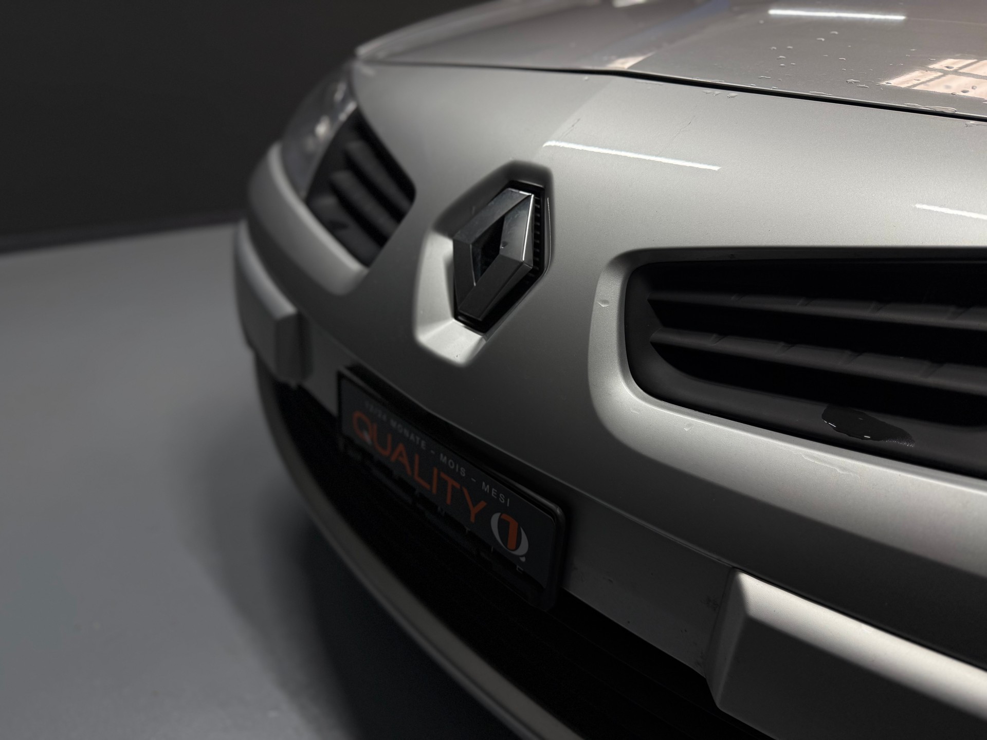 RENAULT Mégane C-C 2.0 16V Dynamique Confort-image-7