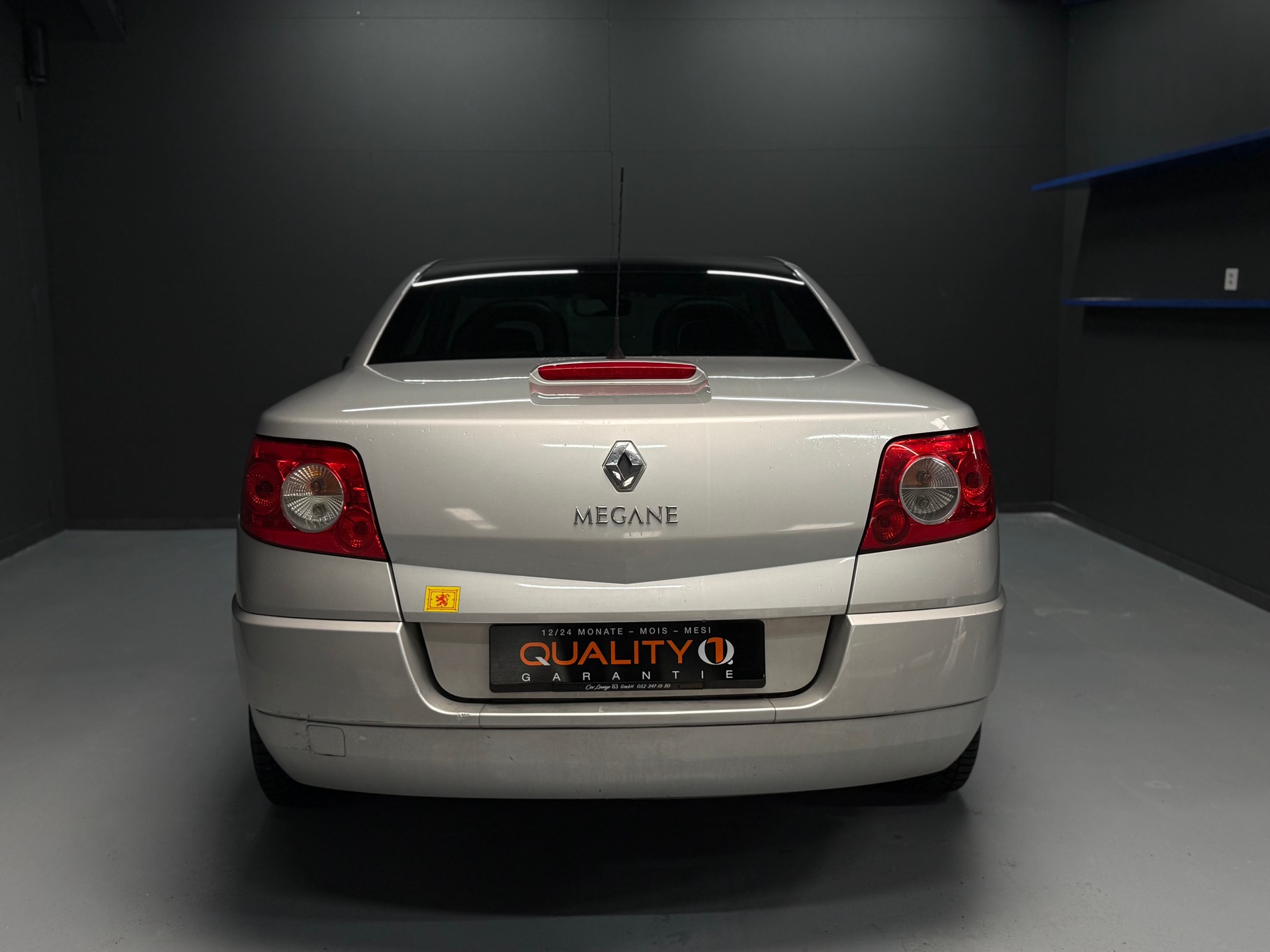 RENAULT Mégane C-C 2.0 16V Dynamique Confort-image-5