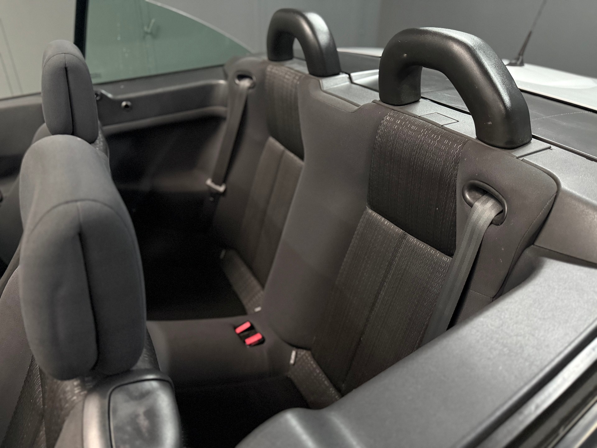 RENAULT Mégane C-C 2.0 16V Dynamique Confort-image-11