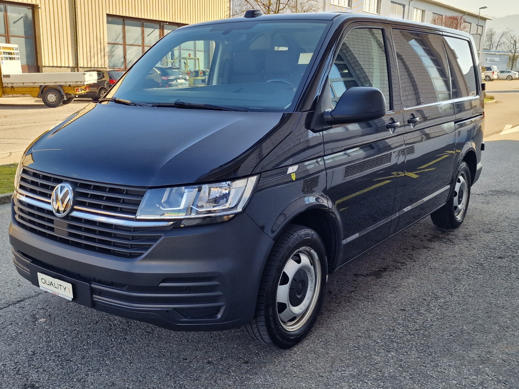 VW T6.1 2.0 Bi-TDI 4Motion DSG-image-2