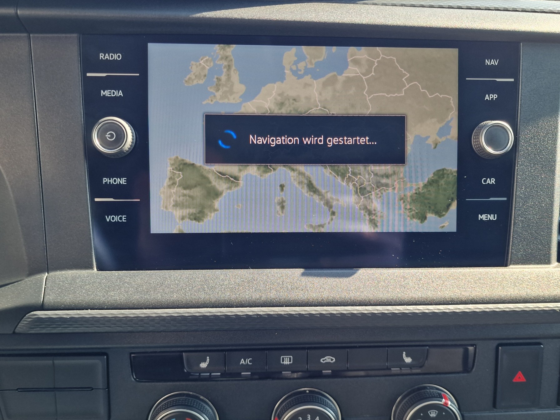 VW T6.1 2.0 Bi-TDI 4Motion DSG-image-11