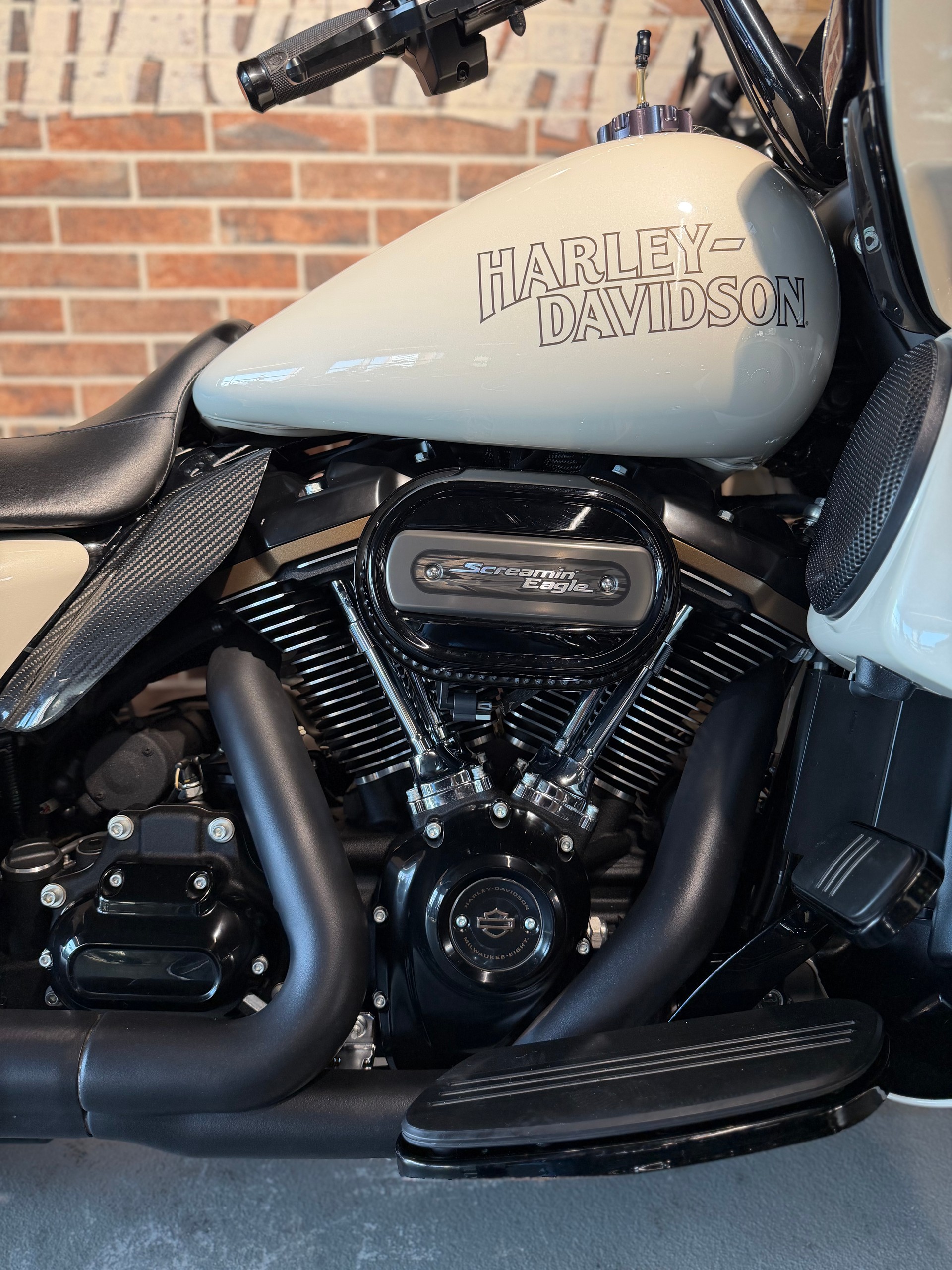 HARLEY-DAVIDSON FLTRXST Road Glide ST 117-image-12
