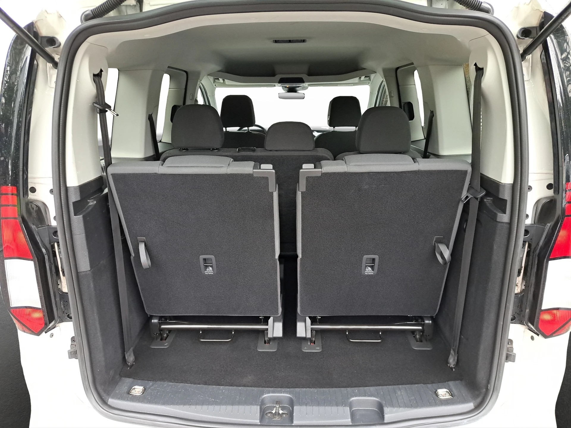 VW Caddy 1.5 TSI Liberty-image-12