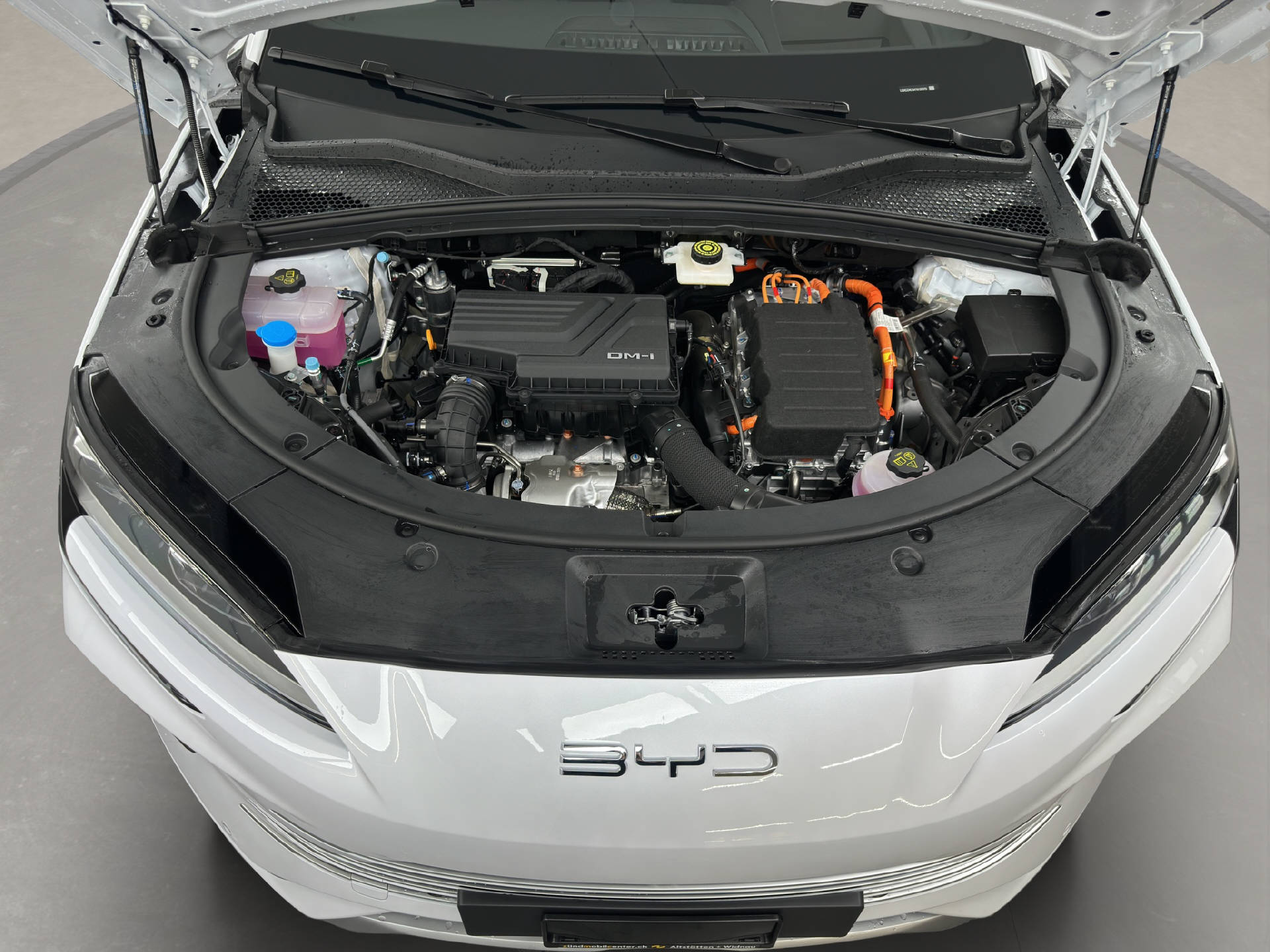 BYD Seal U DM-i Design 324 PS AWD-image-13