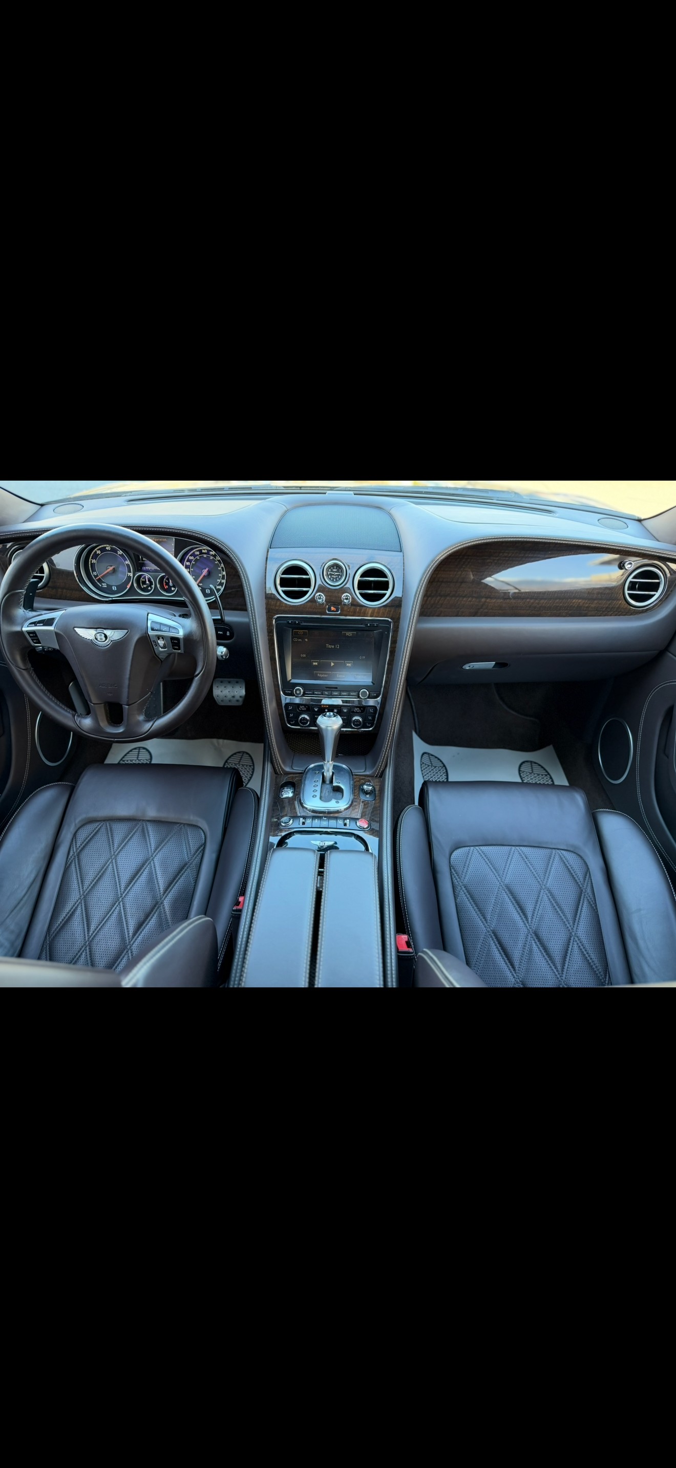 BENTLEY Continental GT 4.0 V8-image-5