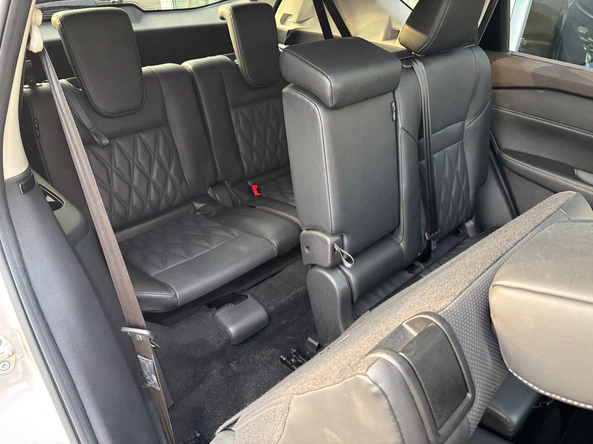 NISSAN X-Trail 1.5 VC e-Power 4WD 7Pl. Unplugged Edition-image-6