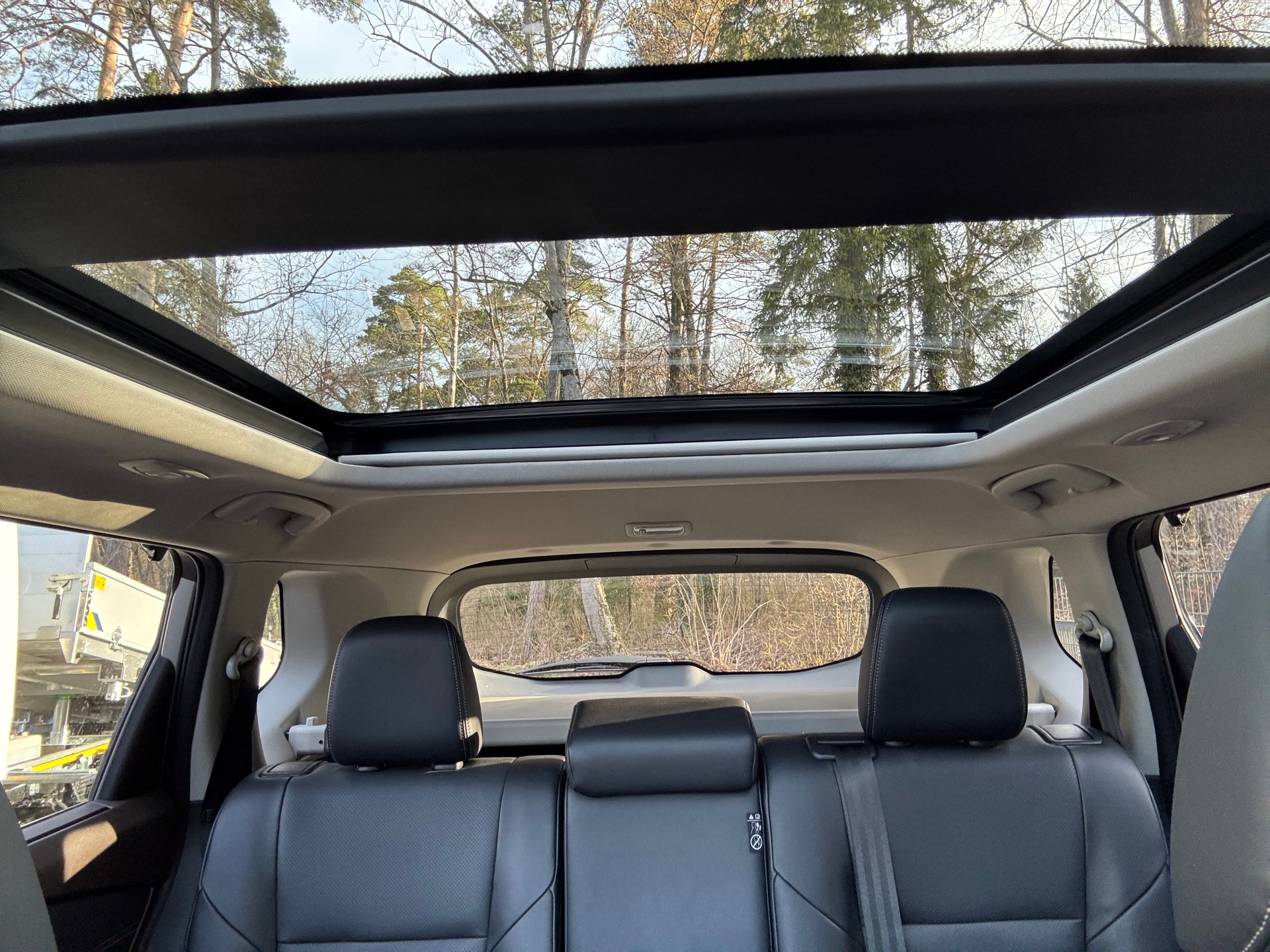 NISSAN X-Trail 1.5 VC e-Power 4WD 7Pl. Unplugged Edition-image-12