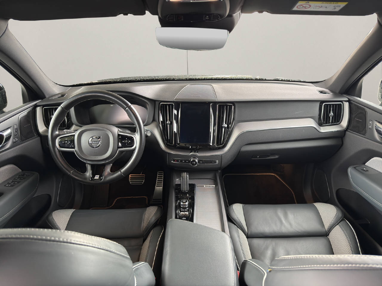 VOLVO XC60 2.0 B4 MH R-Design AWD-image-10