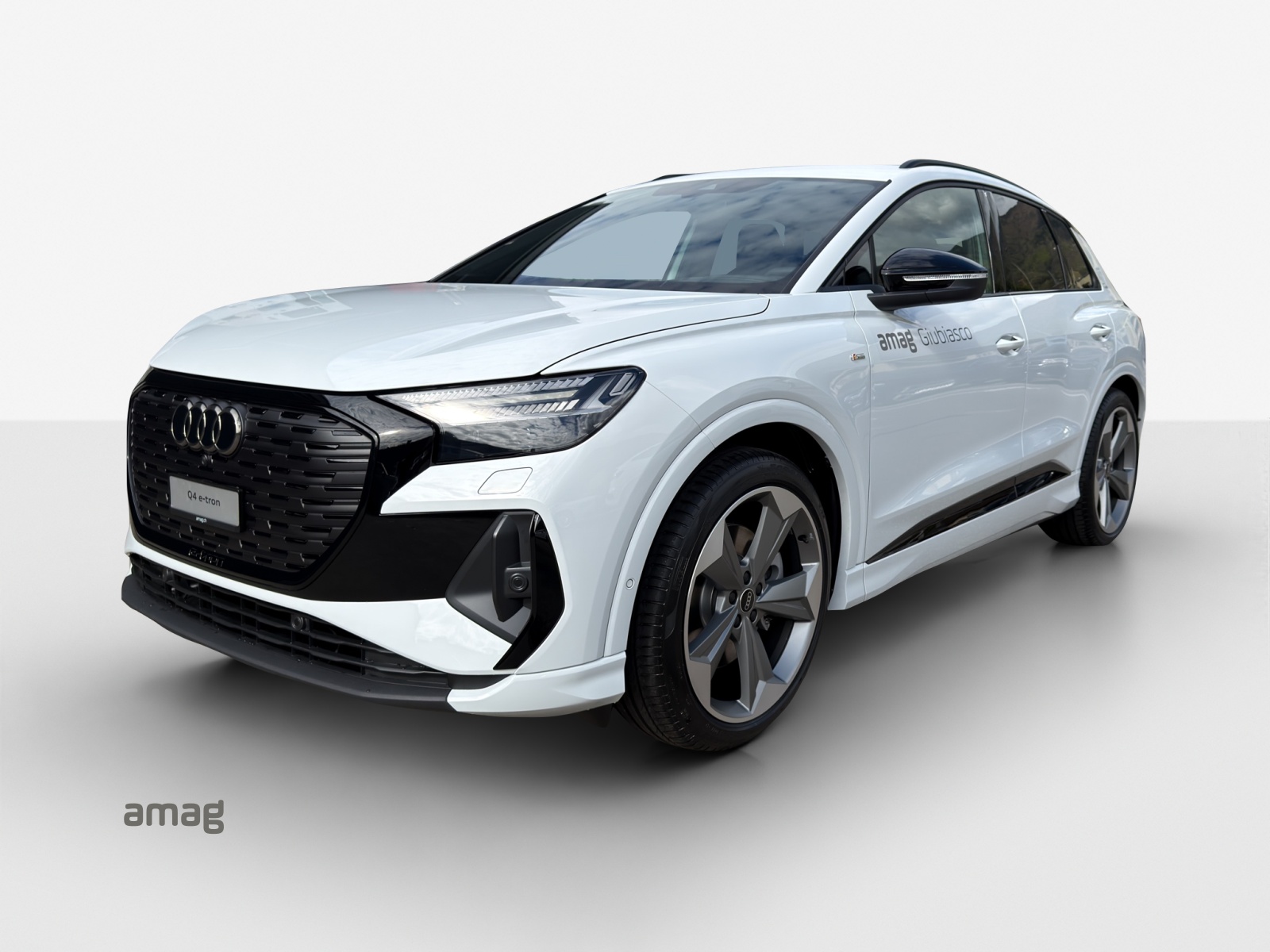AUDI Q4 e-tron 45 Edition Swiss Ski quattro-image-0