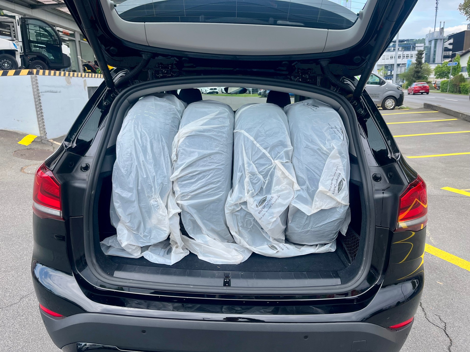 BMW X1 sDrive 18i Steptronic DSK-image-11