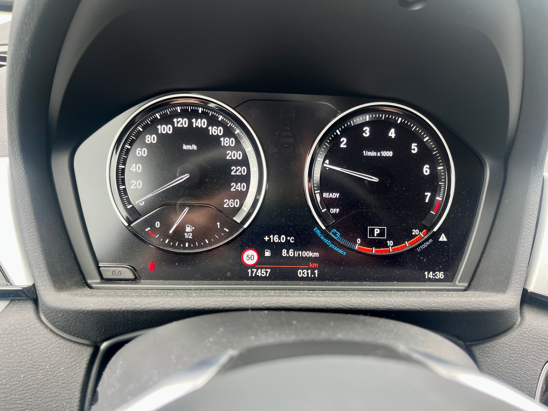 BMW X1 sDrive 18i Steptronic DSK-image-18