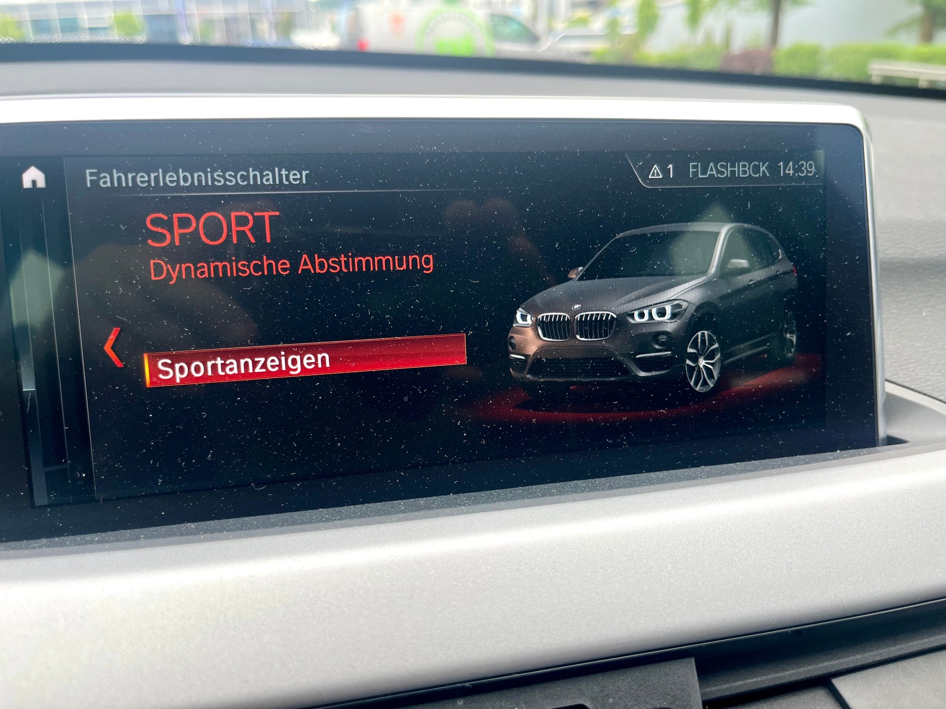 BMW X1 sDrive 18i Steptronic DSK-image-24