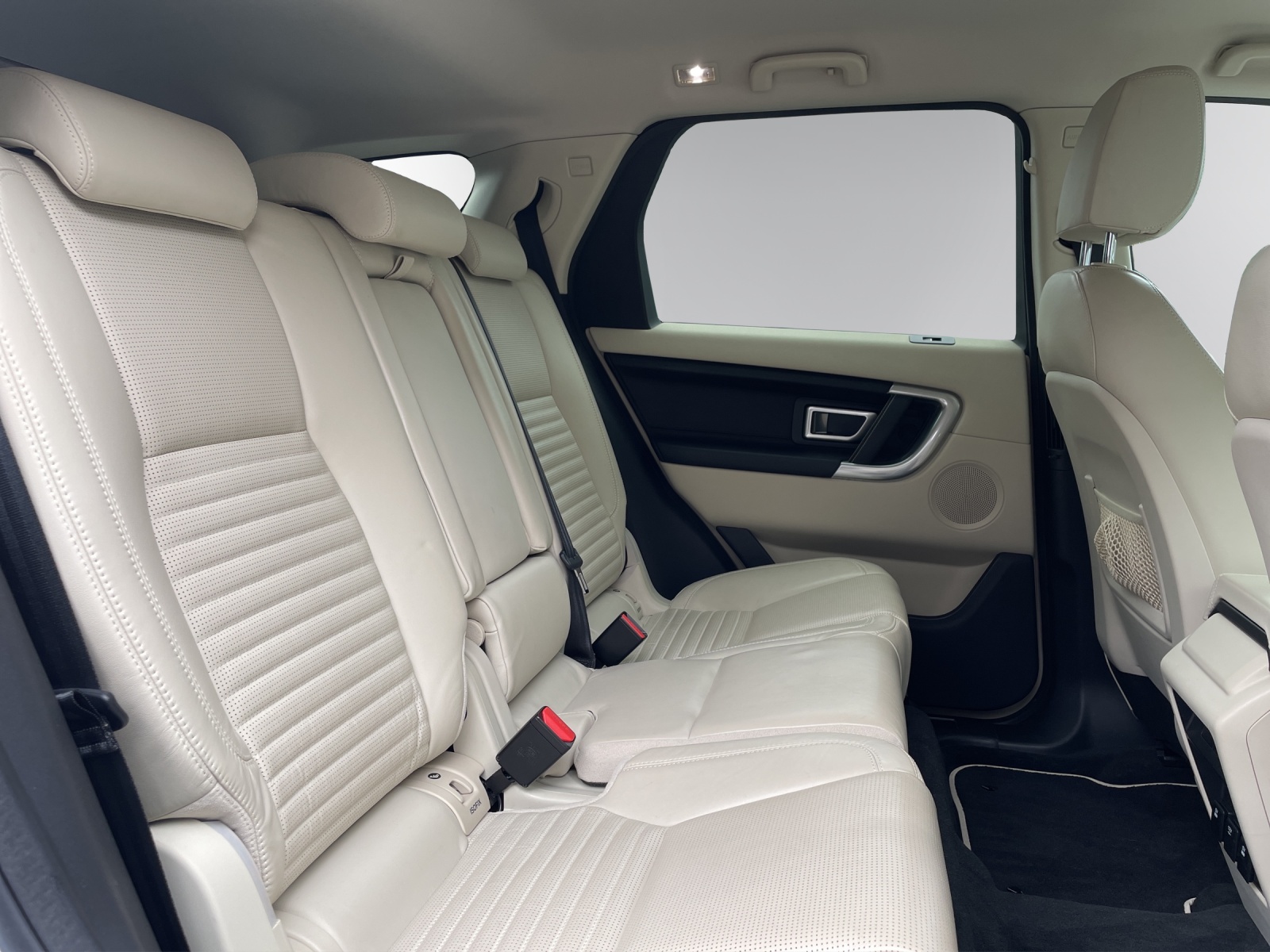 LAND ROVER Discovery Sport 2.0 TD4 HSE Luxury AT9-image-10