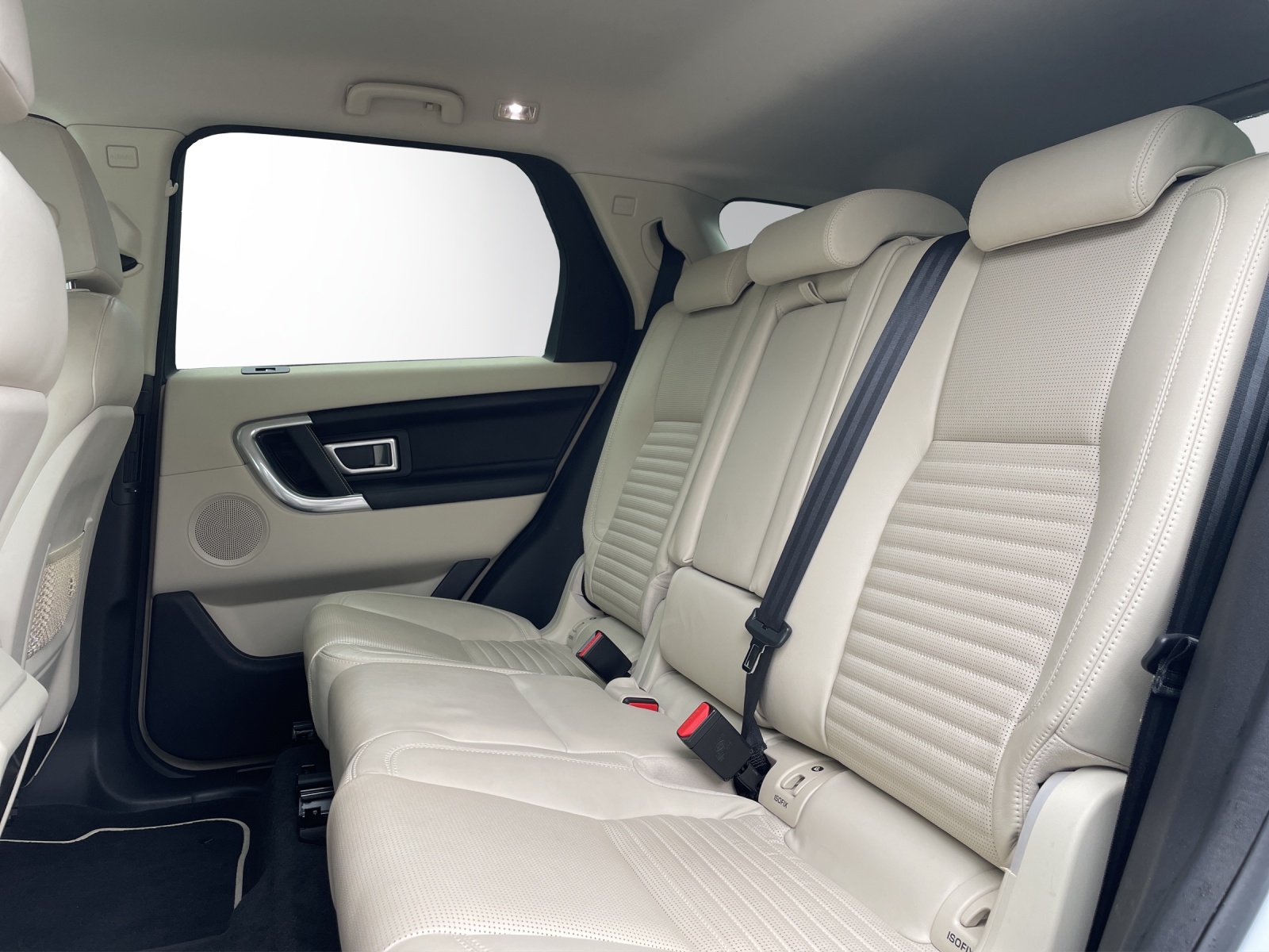 LAND ROVER Discovery Sport 2.0 TD4 HSE Luxury AT9-image-9