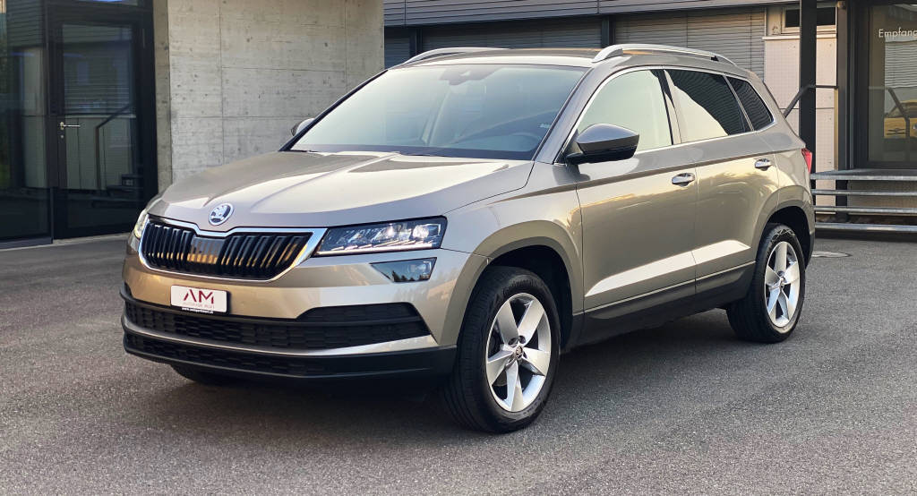 SKODA Karoq 1.6 TDI Smile DSG-image-0
