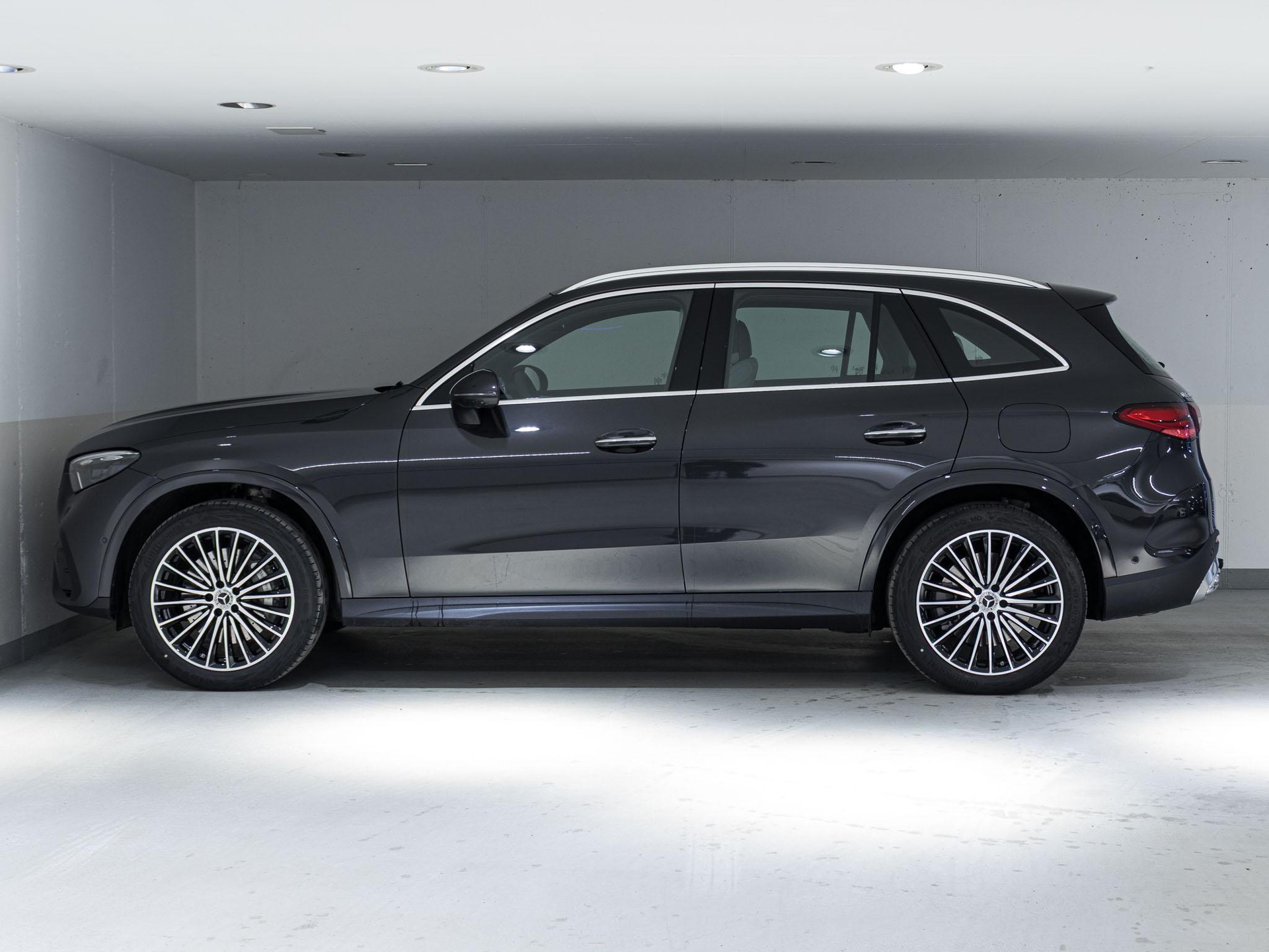 MERCEDES-BENZ GLC 300 e 4MATIC "EQ Star"-image-4