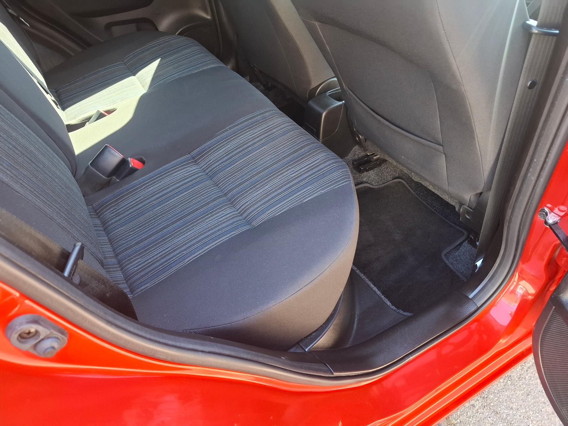 SUZUKI Swift 1.2i 16V Sergio Cellano Top Automatic-image-6