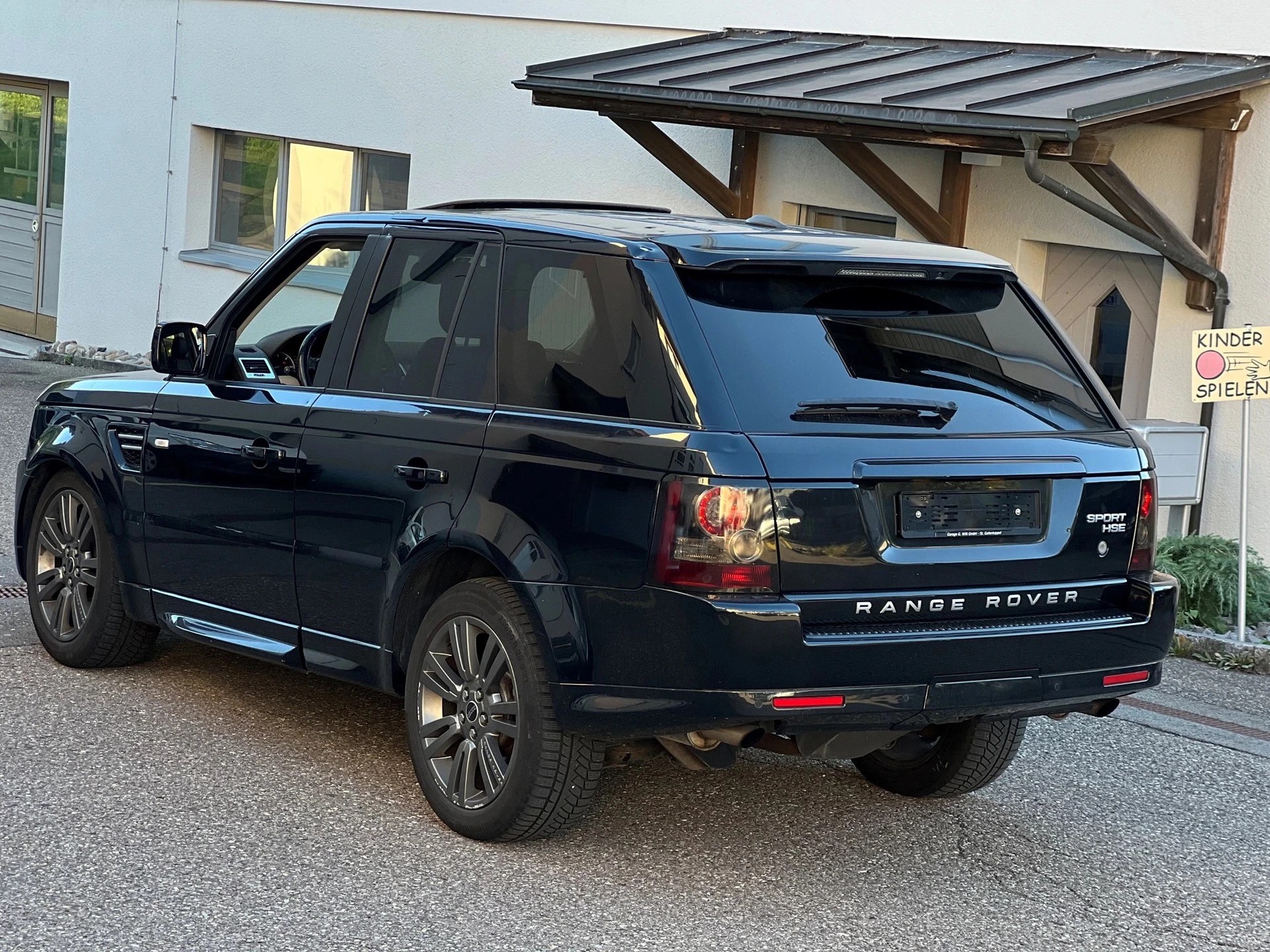 LAND ROVER Range Rover Sport 3.0 TDV6 HSE Automatic-image-5