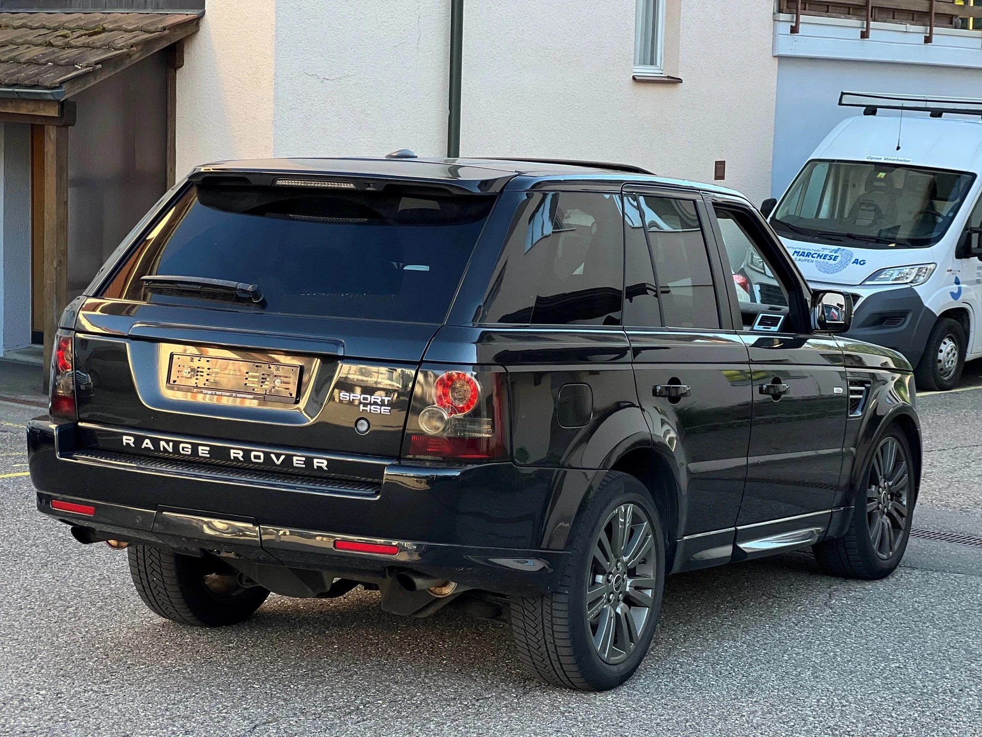 LAND ROVER Range Rover Sport 3.0 TDV6 HSE Automatic-image-3