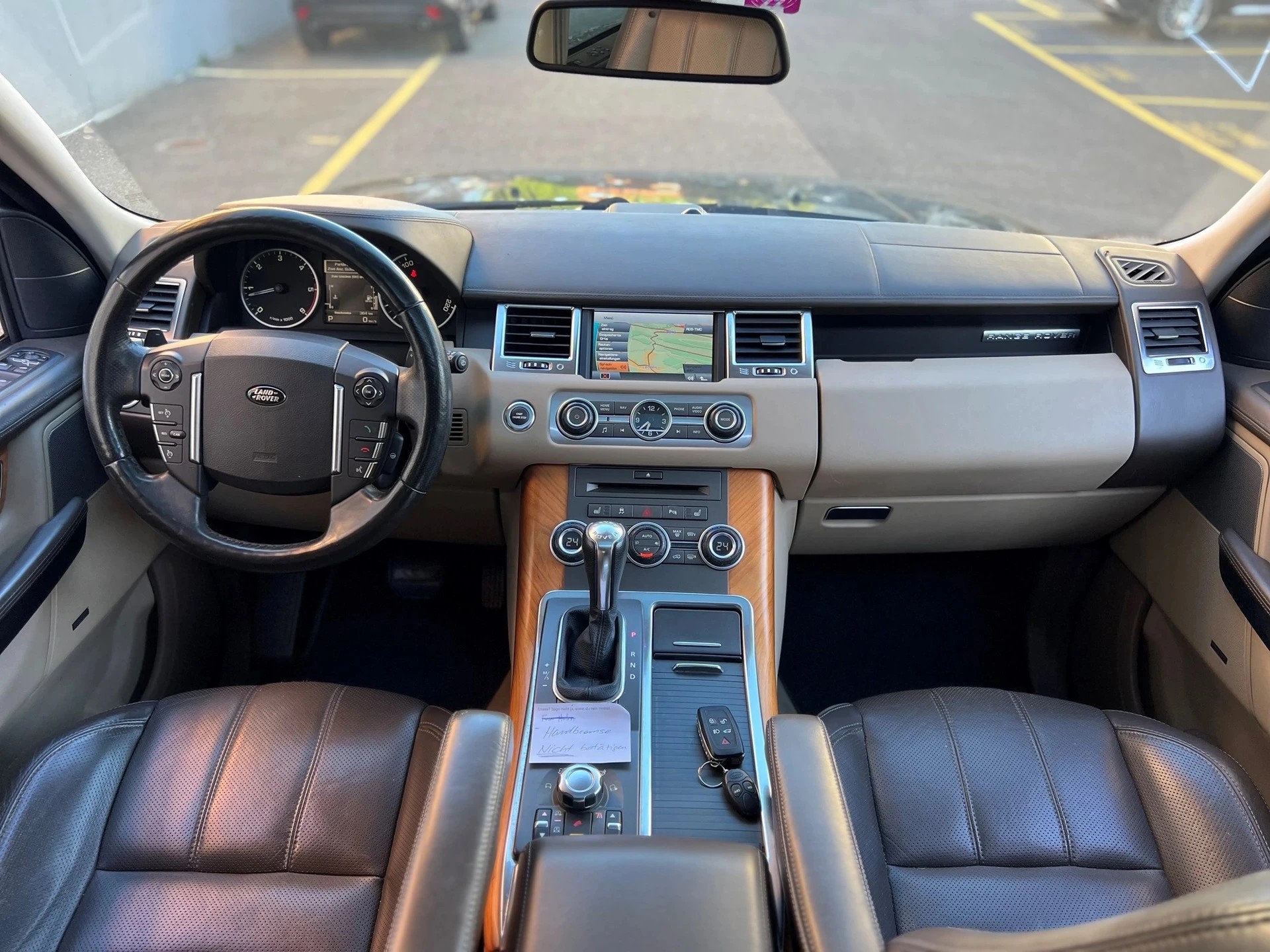 LAND ROVER Range Rover Sport 3.0 TDV6 HSE Automatic-image-9