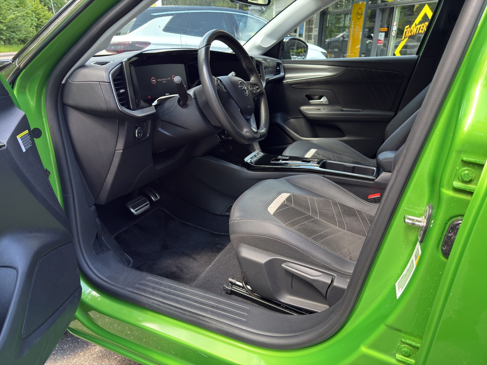 OPEL Mokka-e Ultimate-image-26