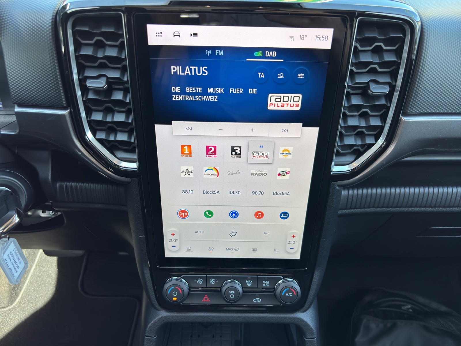 FORD Ranger Doppel-Kabine Pick-up 2.3 EcoBoost 4x4 XLT PHEV Plug-In-Hybrid-image-11