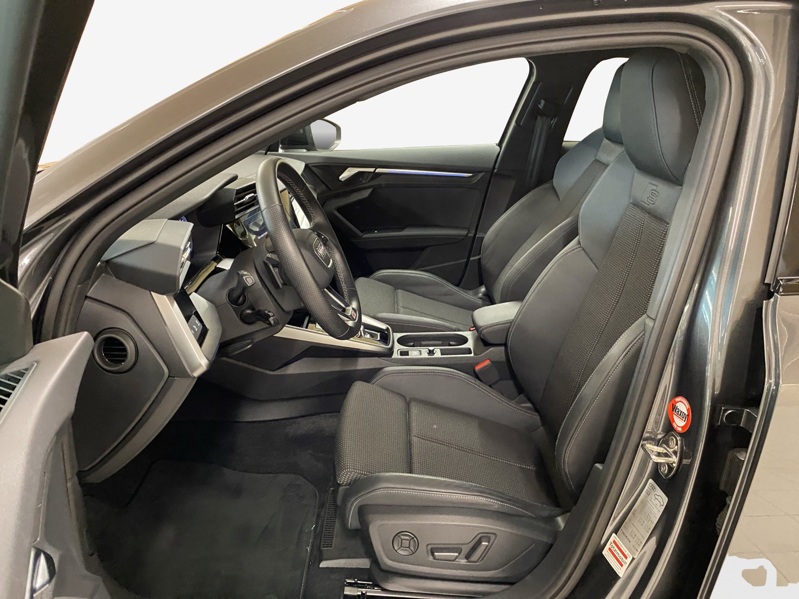 AUDI A3 Sportback 35 TFSI S line Attraction S-tronic-image-7